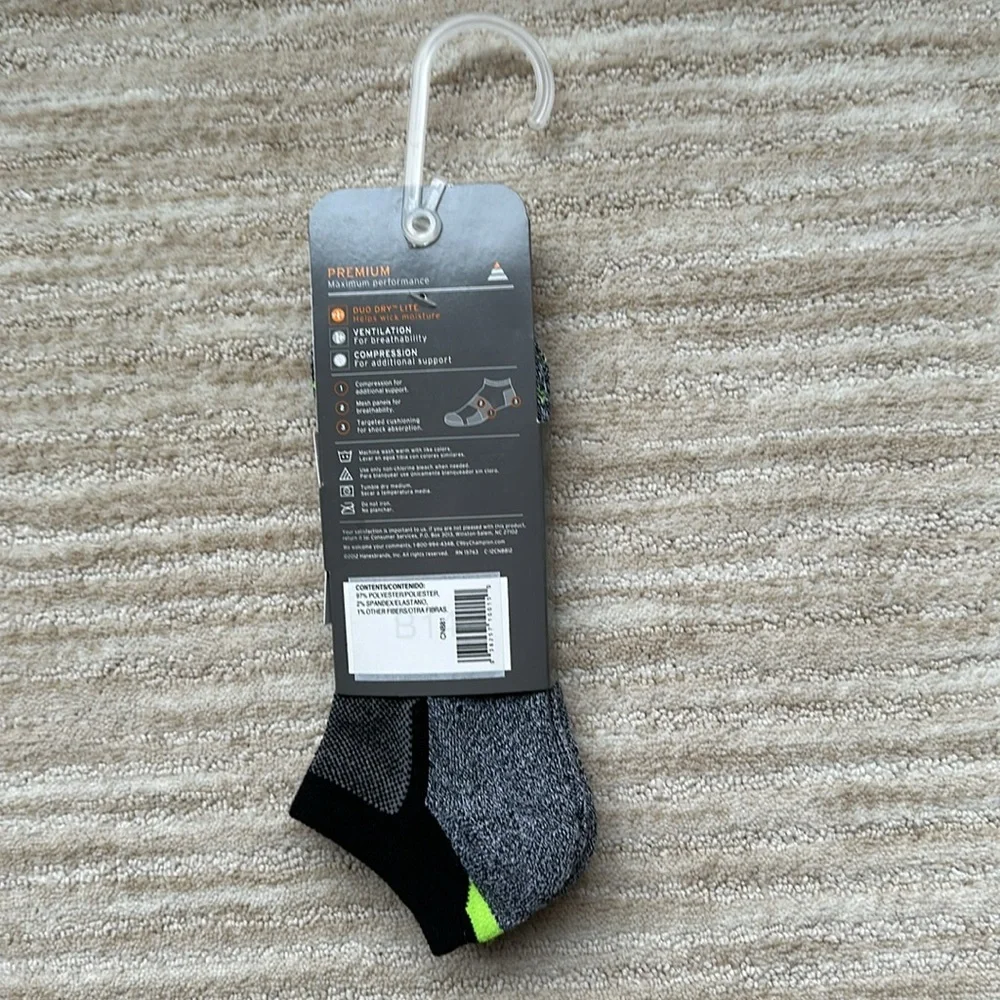 2 Sets of Champion C9 Running Socks Low Cut Wool Blend Compression Size Medium